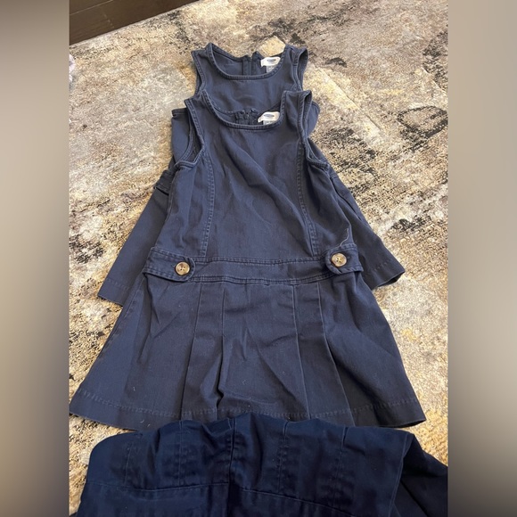 3 uniformes girl’s cotton dresses 5T - Picture 2 of 5